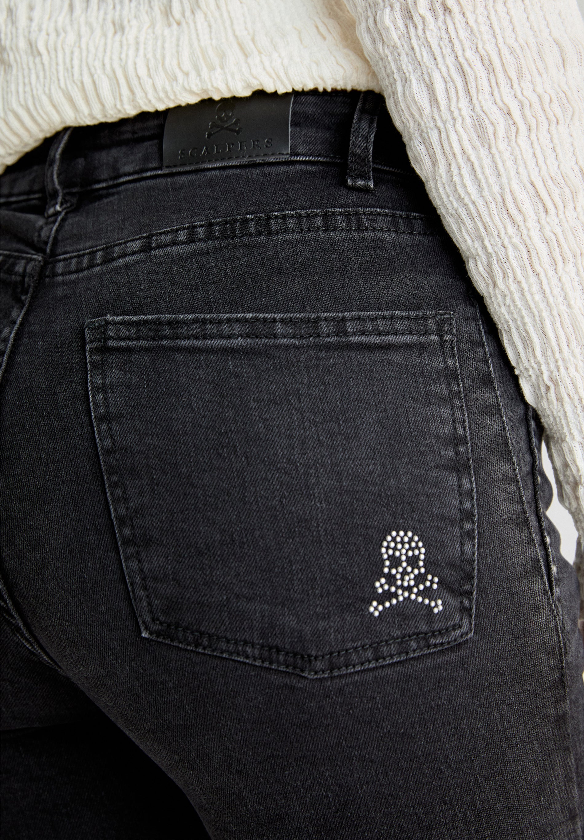 JEANS PITILLO TACHUELAS - Image 6