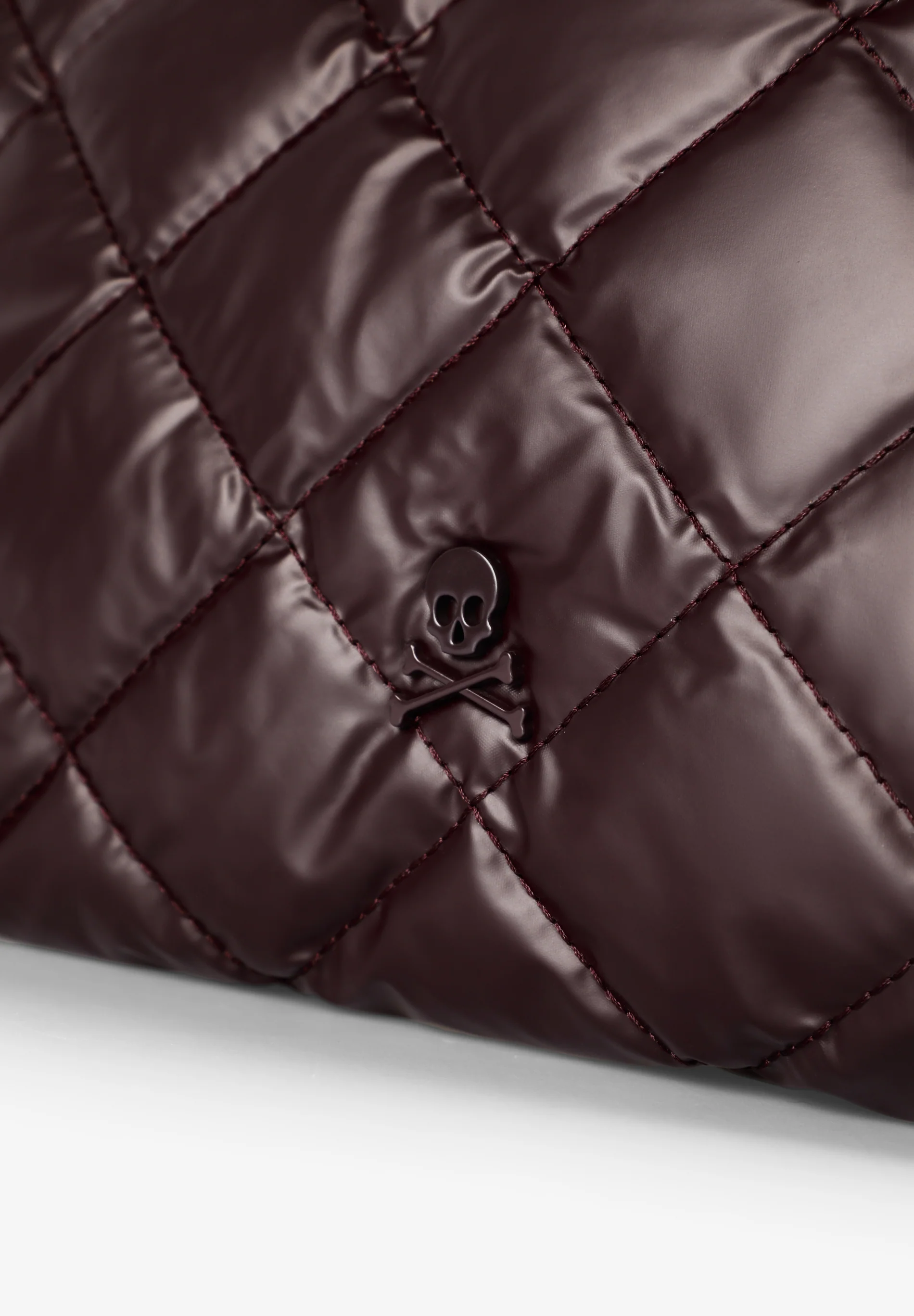 BOLSO SHOPPER ACOLCHADO CALAVERA - Image 4